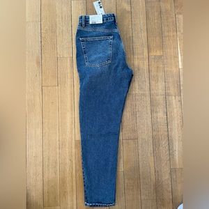 Topshop mom jeans 28 BNWT